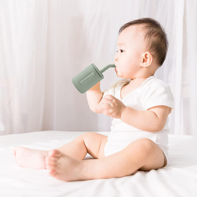 Van het de Keukenproduct van het Microwaveablesilicone de Babykop met Straw Reusable