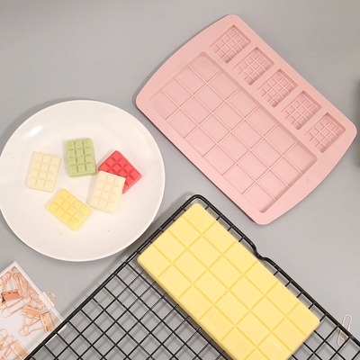 Goede prijs. Roze siliconen wafelvorm gladde siliconen muffinpannen voor wafeltaart Chocolade online