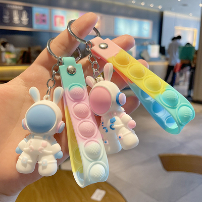 Goede prijs. Cartoon Space Astronaut Sleutelhanger Leuke Sleutelhangers Voor Autosleutels Handtas Rugzak Kinderscadeau online