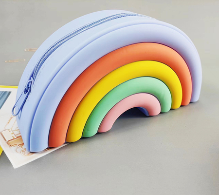 Goede prijs. Regenboog Pop Schouder Tas Fidget Speelgoed Tas Sensorisch Silicone Regenboog Wolken Rugzak Voor Meisjes Potlood Pen Case Kinderen cadeautjes online