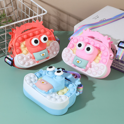 Goede prijs. 14.5*11*4cm schattig siliconen potlood doos organisator met deksel Bpa vrij materiaal online