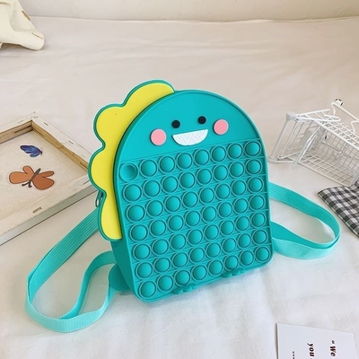 Goede prijs. Dinosau zachte siliconen potlooddoos voor papierwerk en make-up artikelen rugzak online