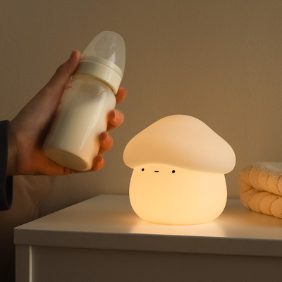 Champignon Nachtlicht Voor Kinderen Squishy Silicone Nachtlicht 7 Zachte KleurenTap Control Oplaadbare Slaaptimer Naast Lamp