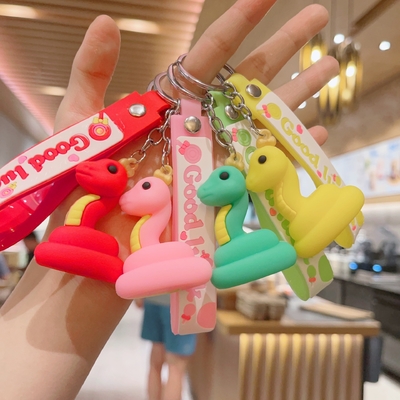 Geweldige cartoon siliconen sleutelhanger schattig kawaii anime coole sleutelhangers voor rugzakken ruimte sleutelhanger kerst verjaardag cadeau