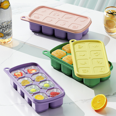 Ijsblokkenbak met deksel en container, 4 verpakkingen siliconen plastic ijsblokkenbakken voor vriezer met doos/container, stapelbaar met opslag Ijs emmer kits, scoop, voor soep, eten, cocktail, koffie