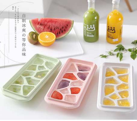 Ice Cube Trays 4 Pack, 56 stuks Silicone Ice Cube Tray Maker met splitsingsbestendige verwijderbare deksel, gemakkelijk loslaten & uitkomen, LFGB & BPA vrij, stapelbaar flexibel, voor babyvoeding, cocktail, koffie